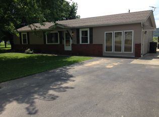 114 Lambert Dr, Shawneetown, IL 62984