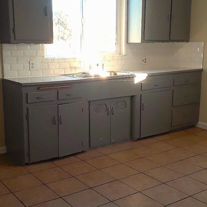 2nd image of 4029 Firestone Blvd #1