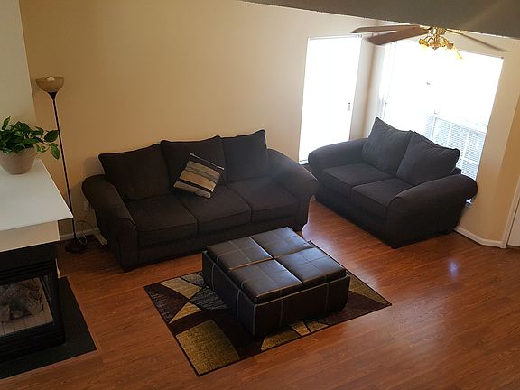3rd image of 8538 Carolina Lily Ln