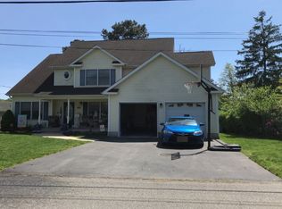 95 Laurelwood Rd, Brick, NJ 08724