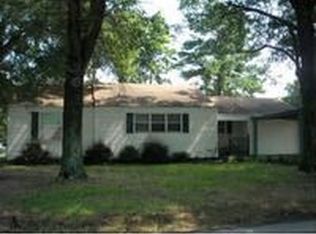 408 W 16th St, Stuttgart, AR 72160