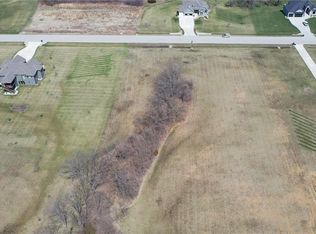 30403 Woodland Dr, Pleasant Hill, MO 64080
