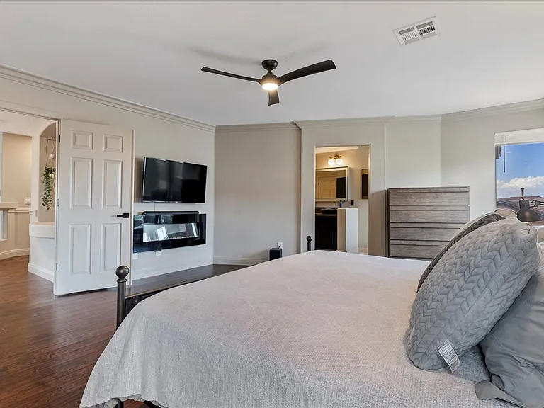 10956 Stags Leap Ct — Photo 28