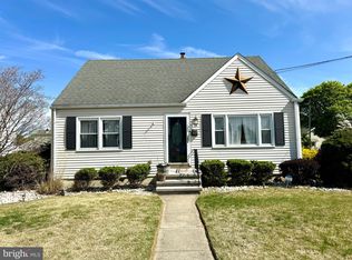 19 Rotunda Dr, Hamilton, NJ