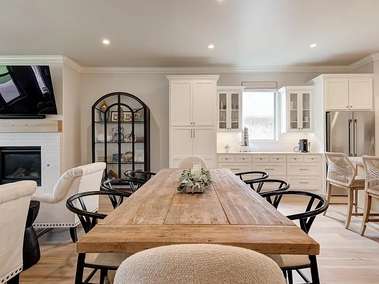 209 Pont De Normandie Ct — Photo 14