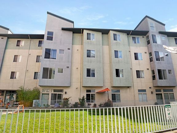5th image of 1330 Stevenson St APT C204