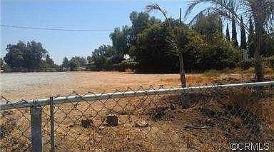 4th image of 5322 Etiwanda Ave
