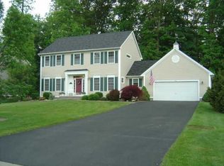 480 Sandystone Cir, Webster, NY 14580