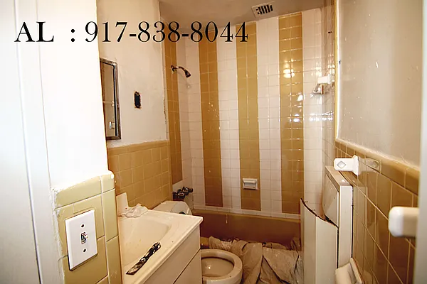 Rented by America Mecca Realty LLC | media 9