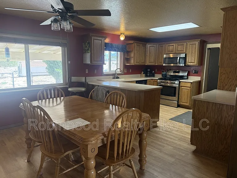 942 Bronco Dr — Photo 19