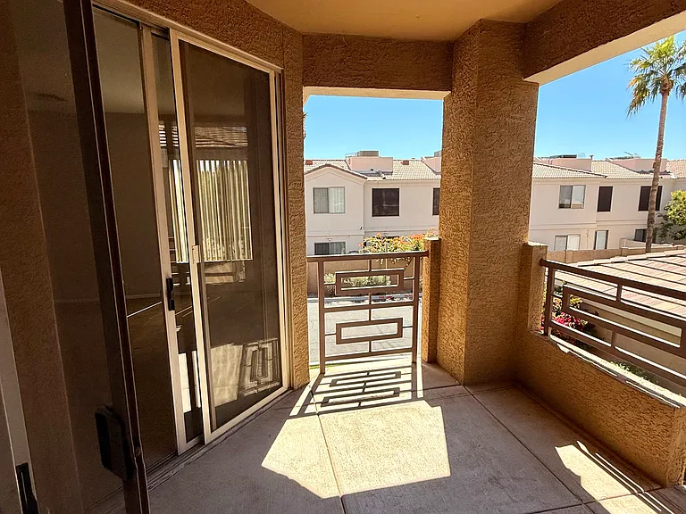 1411 E Orangewood Ave #212 — Photo 9