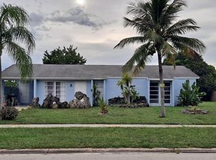 201 NE Solida Cir, Port Saint Lucie, FL 34983