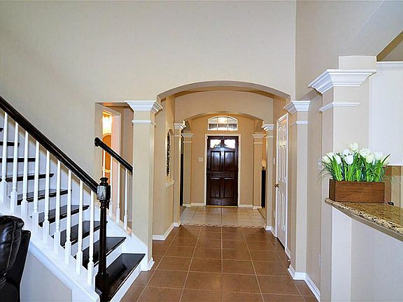 5th image of 8202 Poplar Ct
