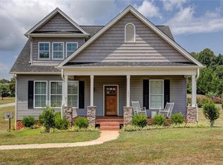 801 Ridge View Ter, Rural Hall, NC 27045