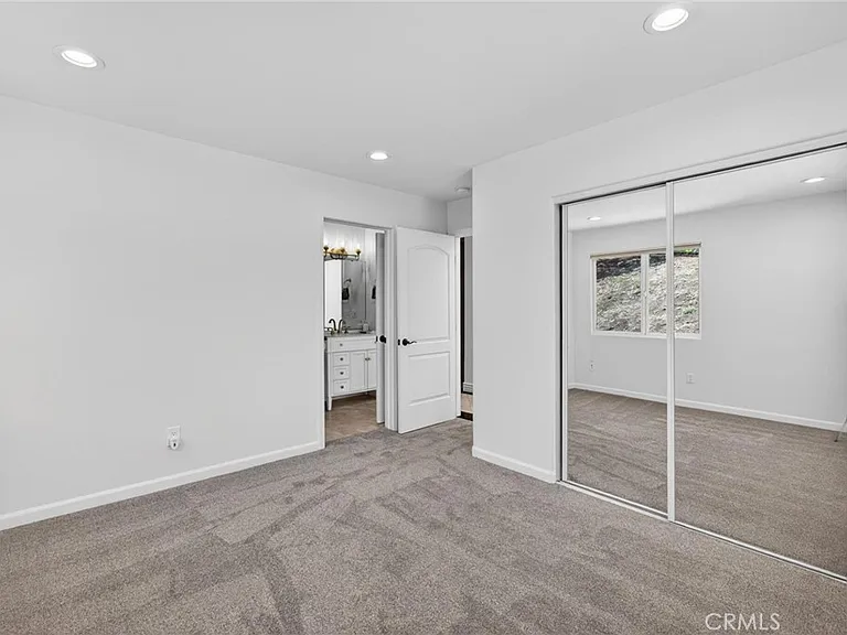 58 Eastfield Dr — Photo 22