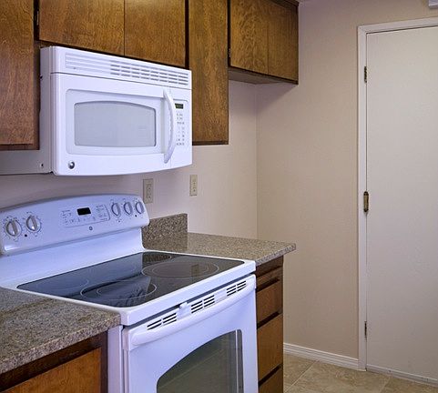 2nd image of 6600 Kipping Way