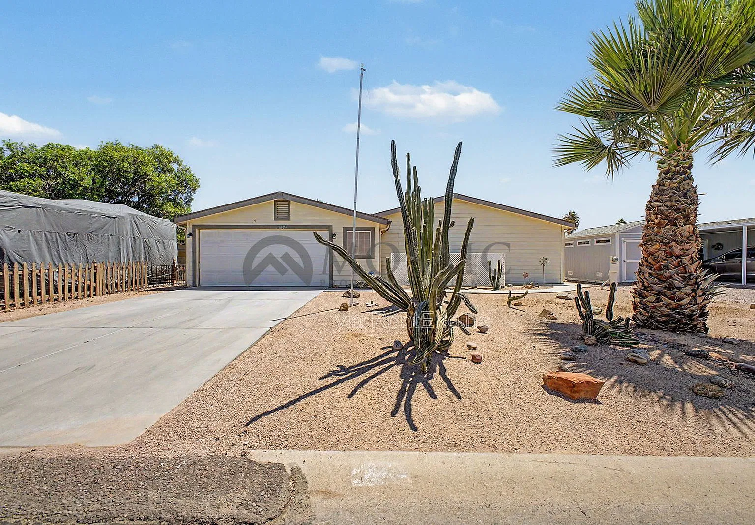 3 bed, 2.0 bath, 1980 sqft, $1,995 — Photo 1