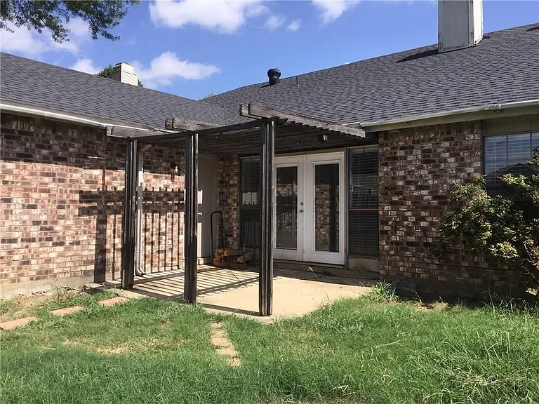 4513 Keys Dr — Photo 2