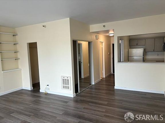 3rd image of 1 Daniel Burnham Ct APT 617