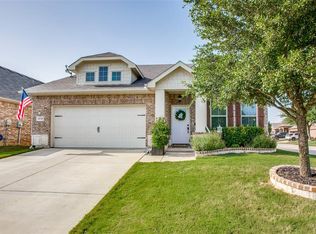 4549 Fern Valley Dr, Fort Worth, TX 76244