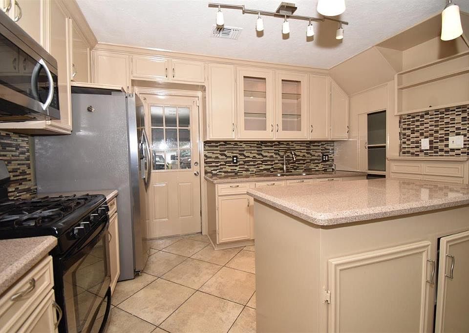 1st image of 7624 Goudin Dr