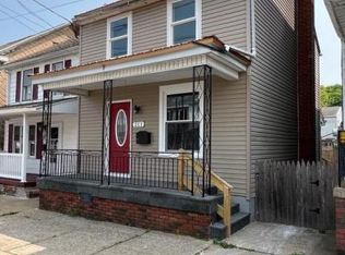 211 N Walnut St, Mount Carmel, PA 17851