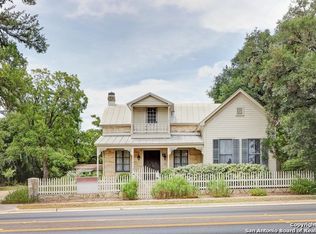 508 N Main St, Boerne, TX 78006