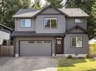 1098 NE Regan Hill Loop, Estacada, OR 97023