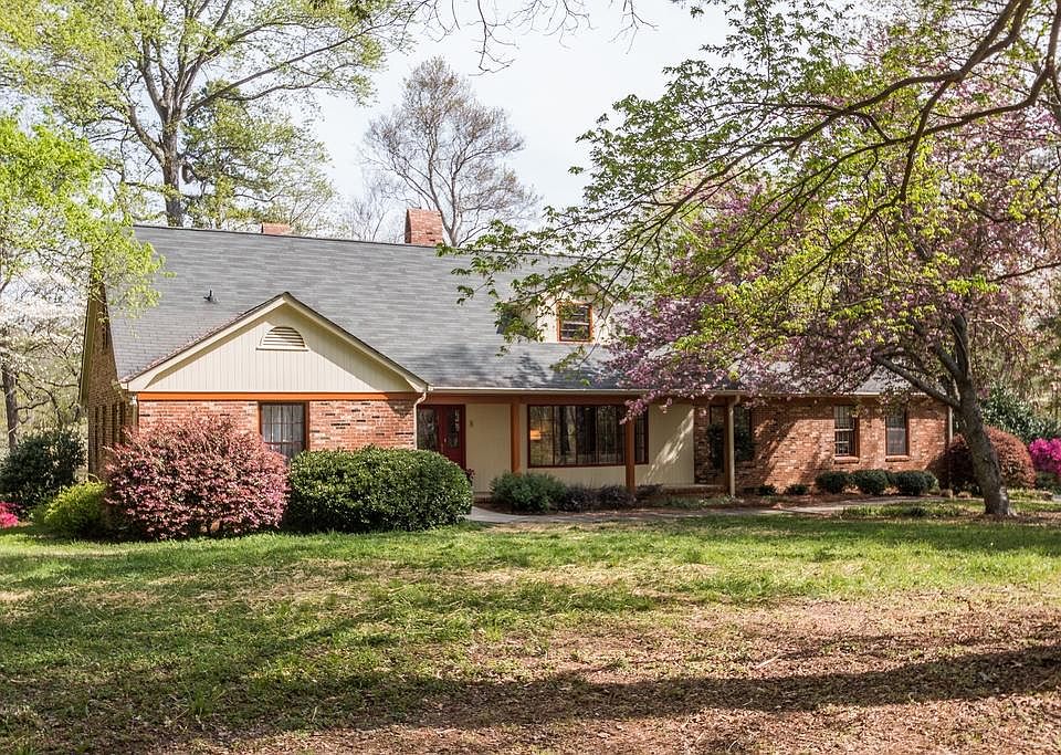 1st image of 8523 Viking Dr