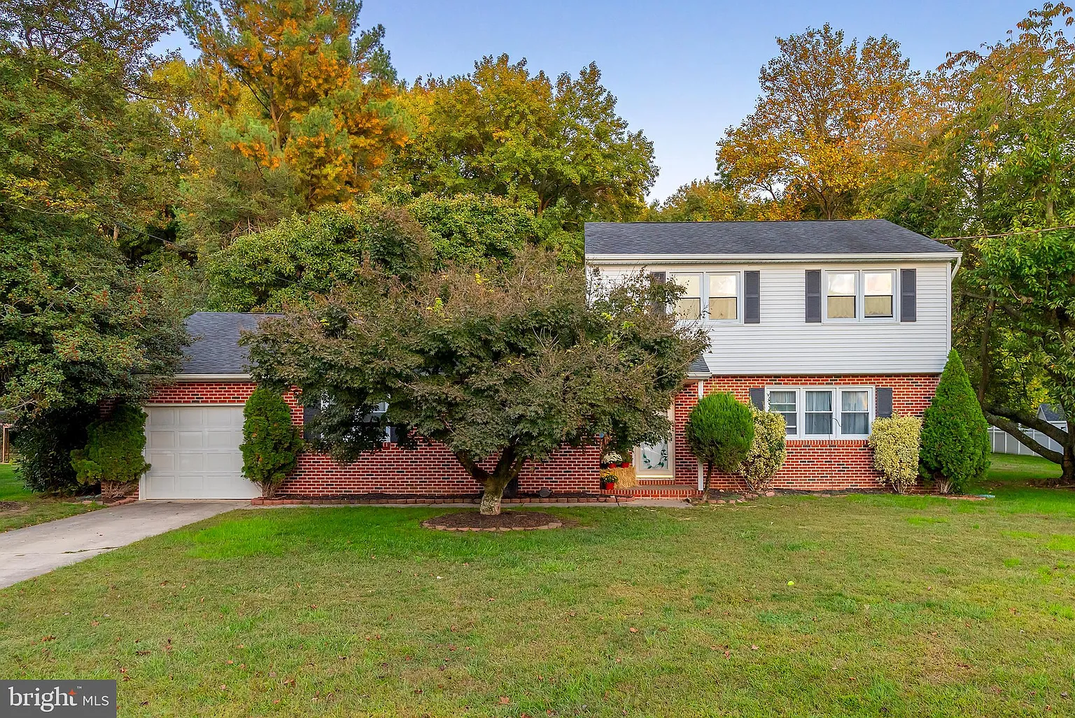 12 Woodside Pl photo 1