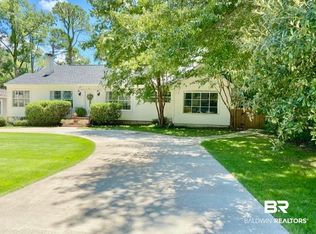52 Leslie St, Monroeville, AL 36460