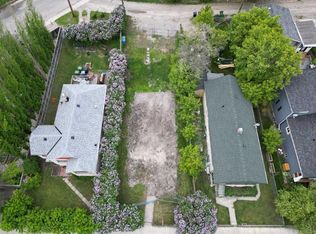 2335 Spiller Rd SE, Calgary, AB T2G 4H1