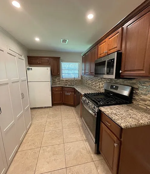 416 Blanning Dr — Photo 8