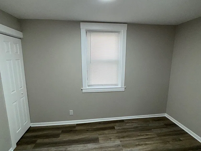 2360 S Sacramento Ave #BF — Photo 29