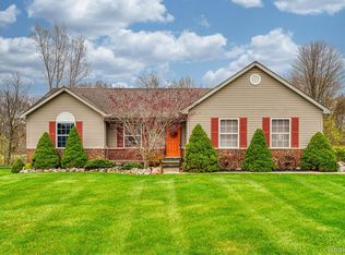 11990 Secluded Ridge Dr, Byron, MI 48418