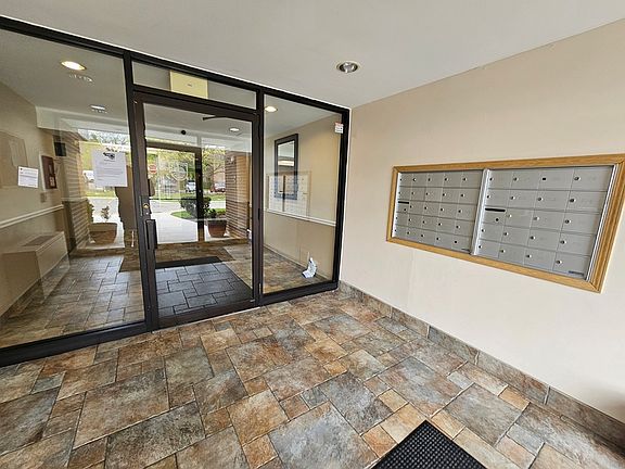 3rd image of 3000 Bayside Dr Unit 311