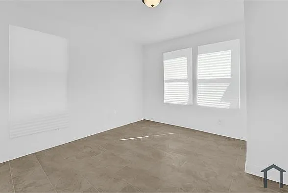 1356 Quinn Ave — Photo 10
