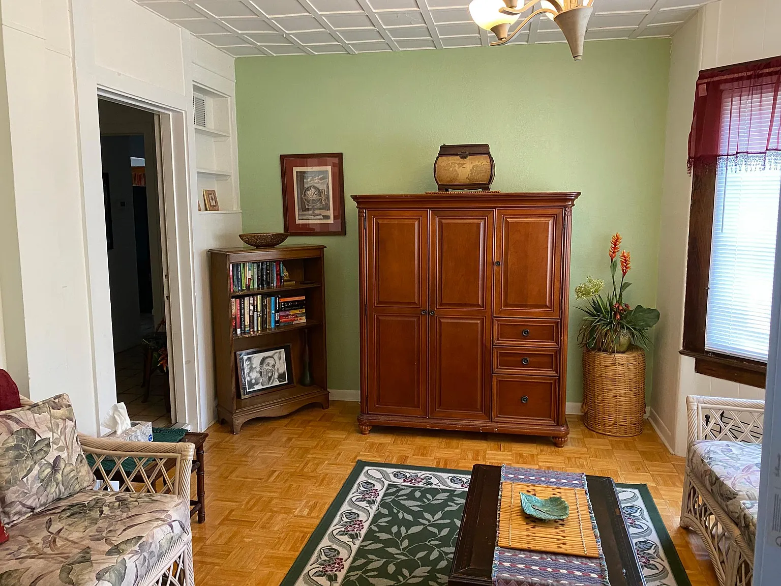 1 bed, 977 sqft, $1,890 — Photo 3