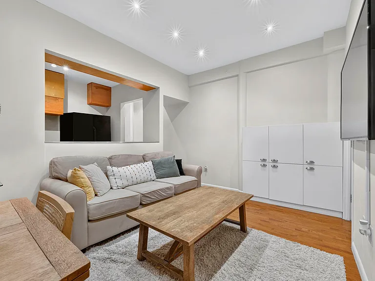 103 Avenue A #2D — Photo 2