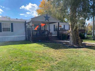 10633 E Webb Rd, Mount Vernon, IL 62864