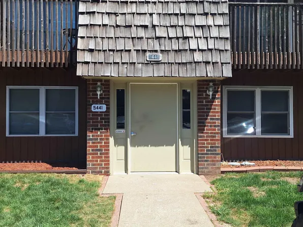 5441 SW 12th Ter APT 1, Topeka, KS 66604