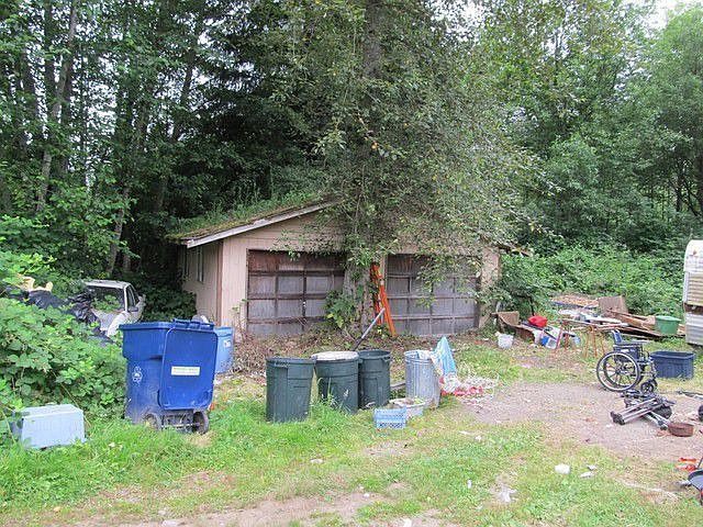 2nd image of 20105 Welch Rd