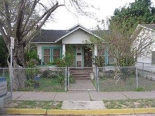 1st image of 424 E Adams St