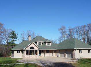E140 Cobbtown Rd, Waupaca, WI 54981