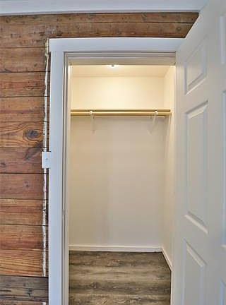 4th image of 1334 Peach St