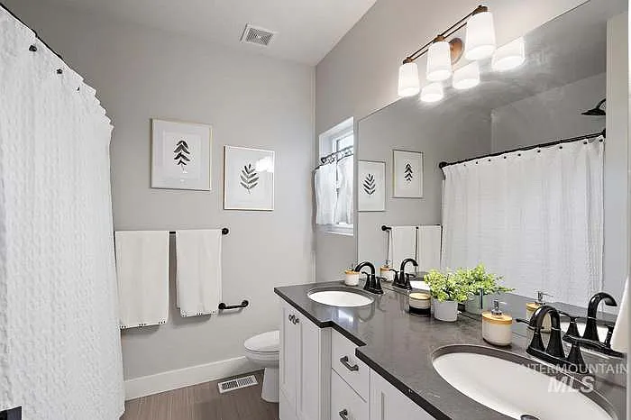 1267 E Spinnaker Ln — Photo 21