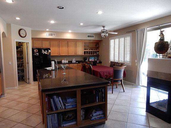 4th image of 3930 E Fox Cir