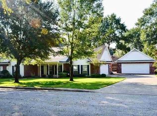 2113 Stanford St, Jacksonville, TX 75766