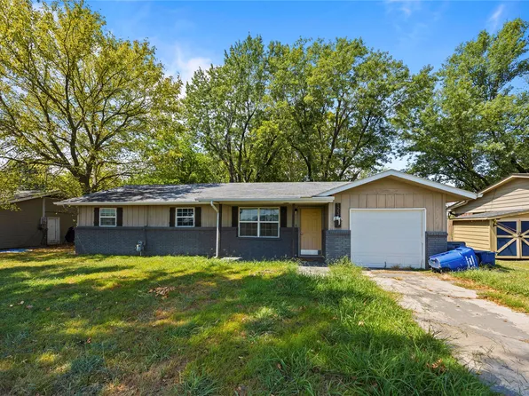 123 N Lincoln Ave, Wagoner, OK 74467