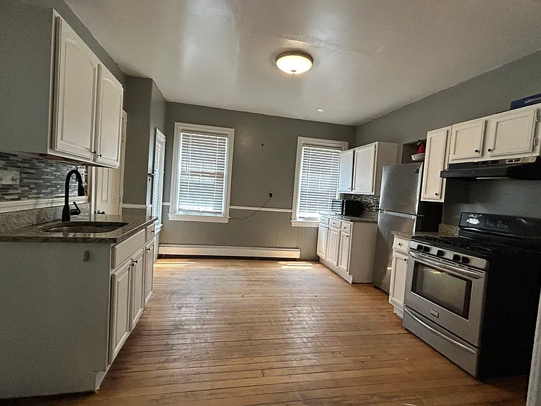 59 Parnell St #1 — Photo 7